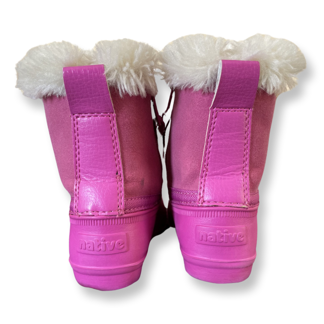 Native Hot Pink Winter Boots - Size 6/7