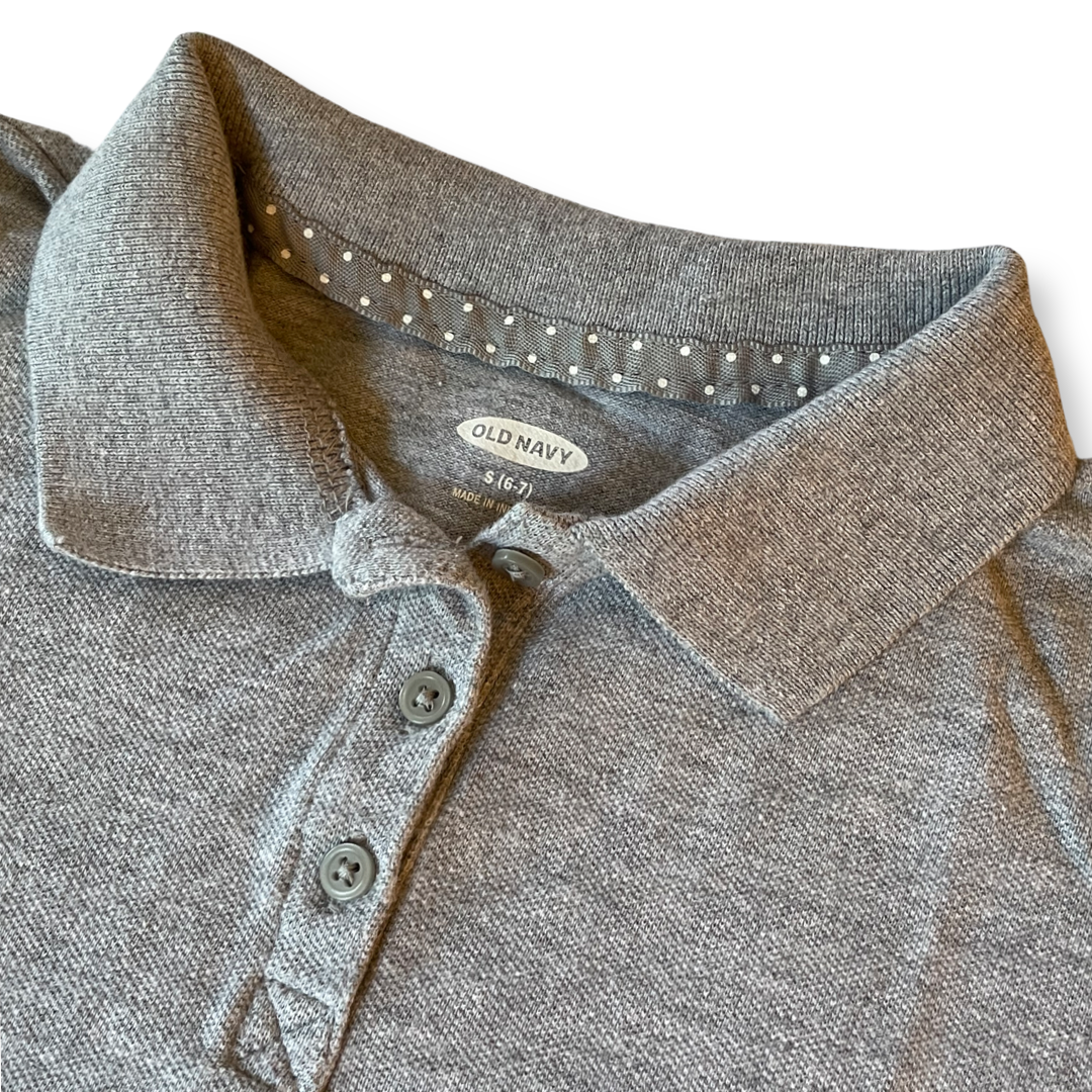Old Navy Light Grey Polo T-Shirt - 6-7 youth